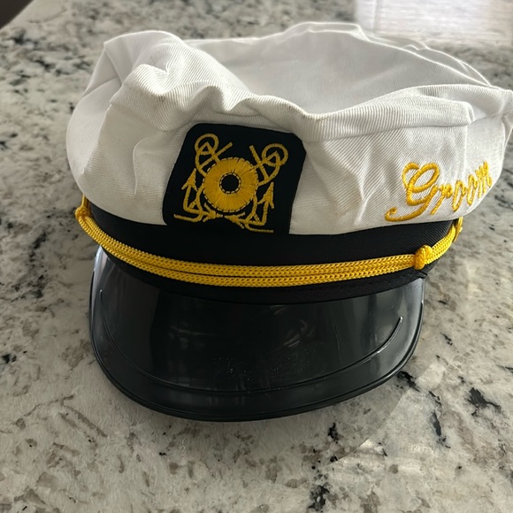 Groom’s Captain Hat - Picture 1 of 4